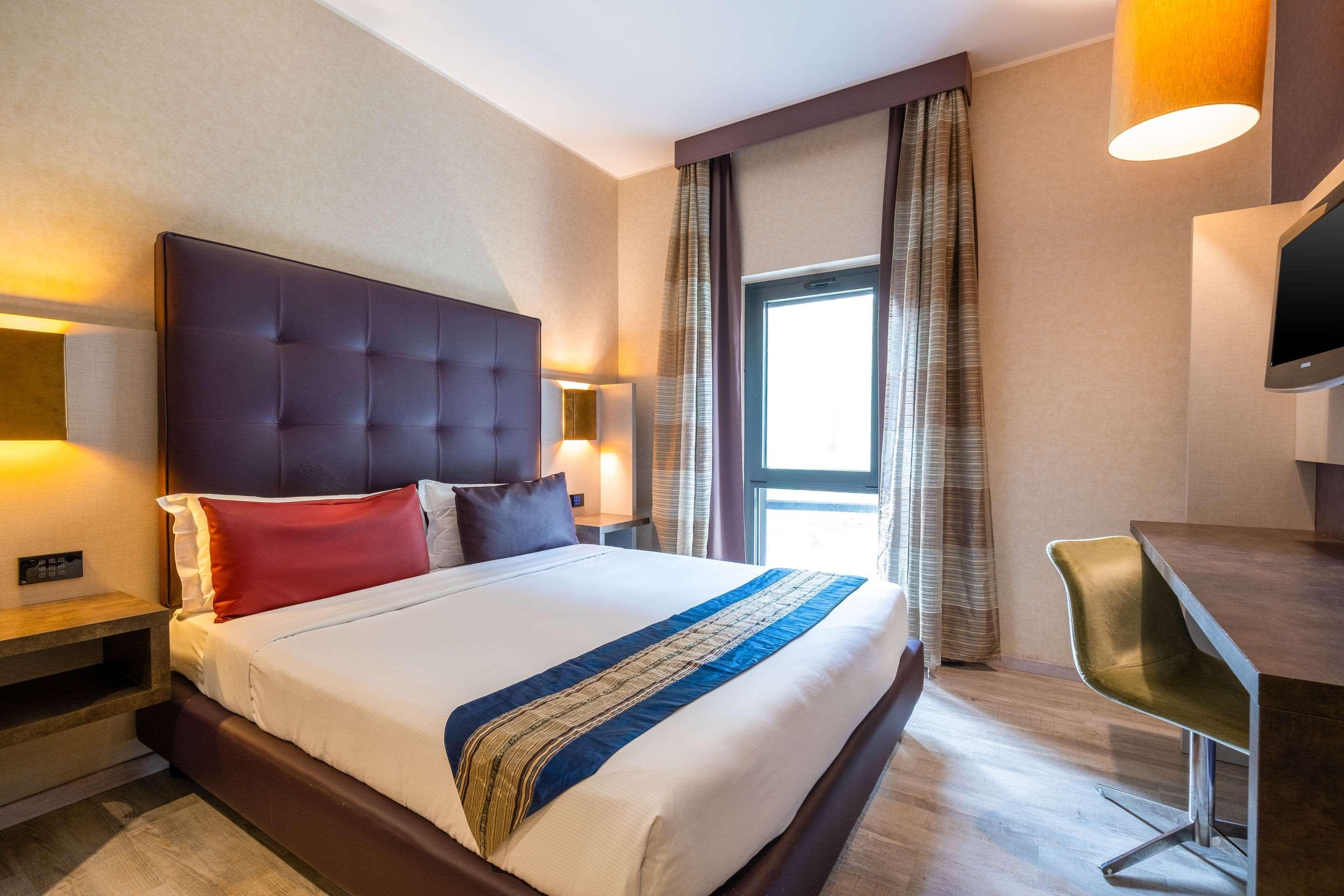 Rome Airport Hotel فيوميتشينو المظهر الخارجي الصورة