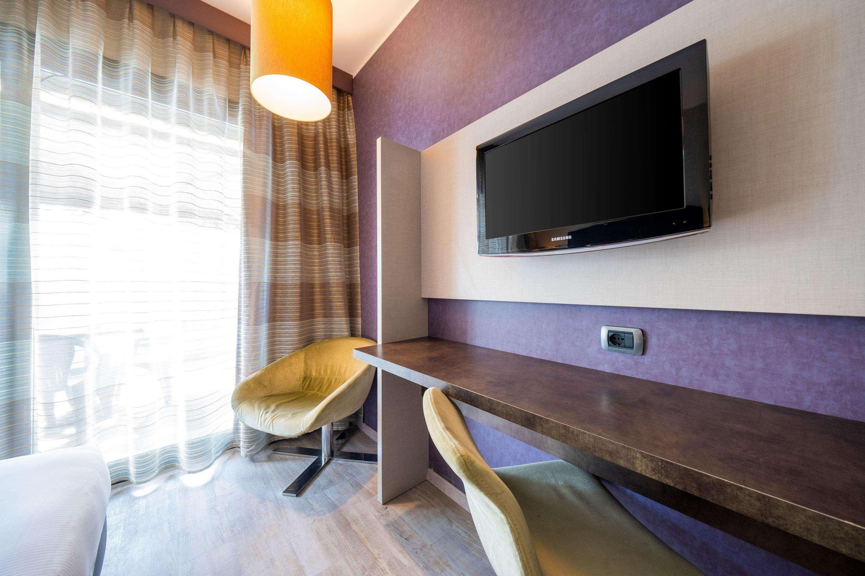 Rome Airport Hotel فيوميتشينو المظهر الخارجي الصورة