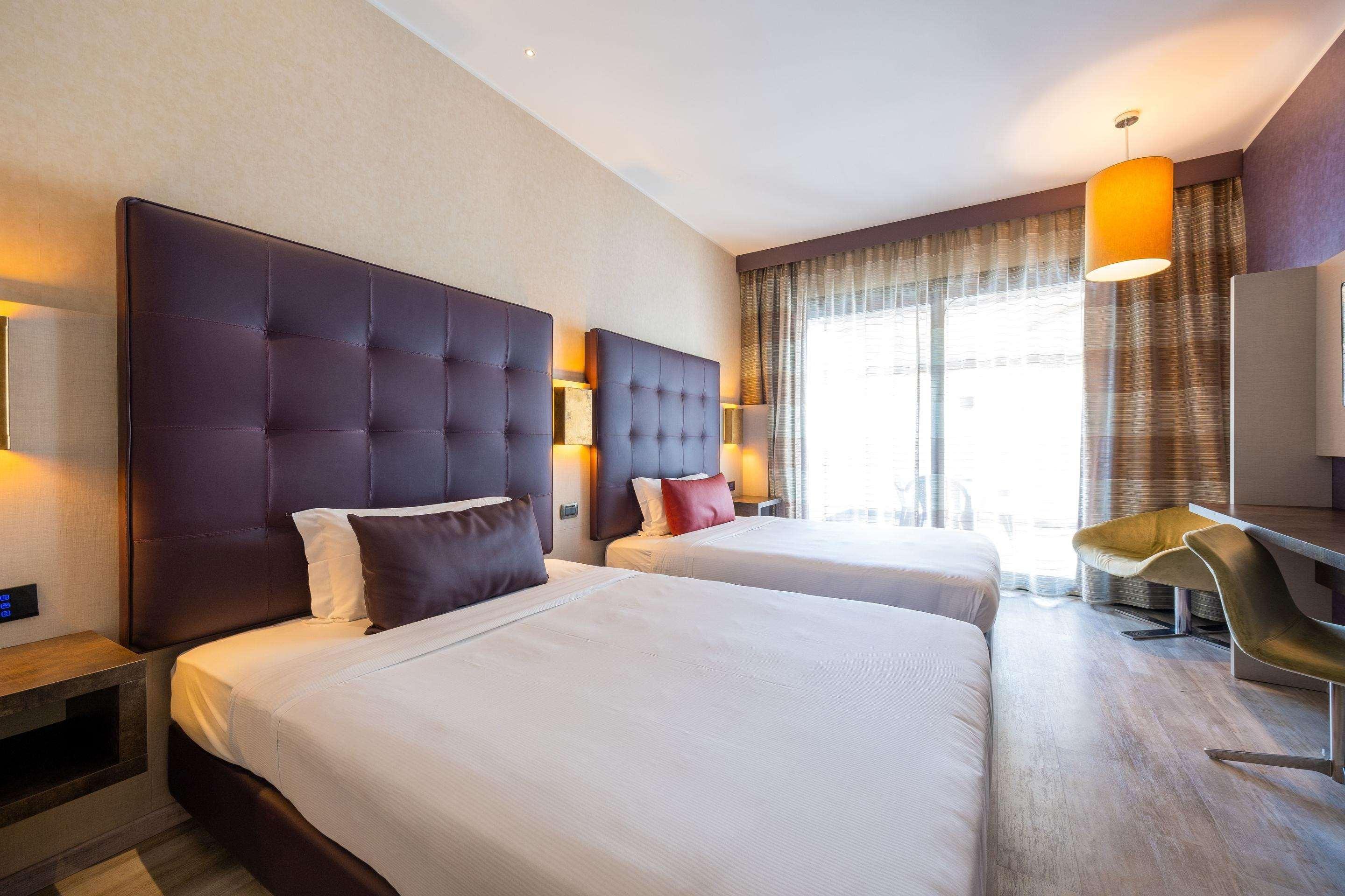 Rome Airport Hotel فيوميتشينو المظهر الخارجي الصورة
